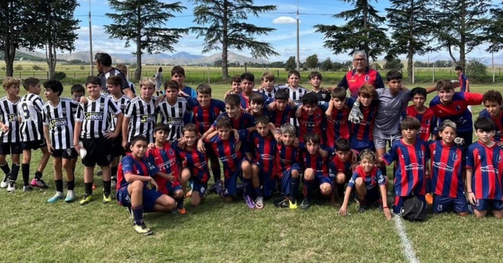 Las inferiores de Automoto jugaron un amistoso ante Puan FC