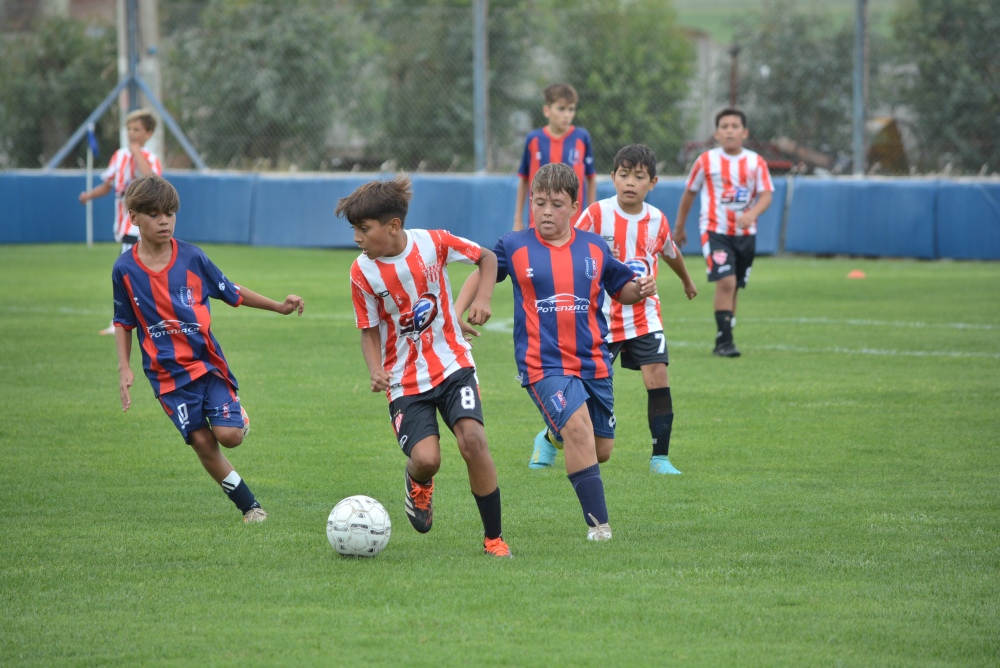 Liga Regional de Fútbol: Comenzó el campeonato de divisiones inferiores