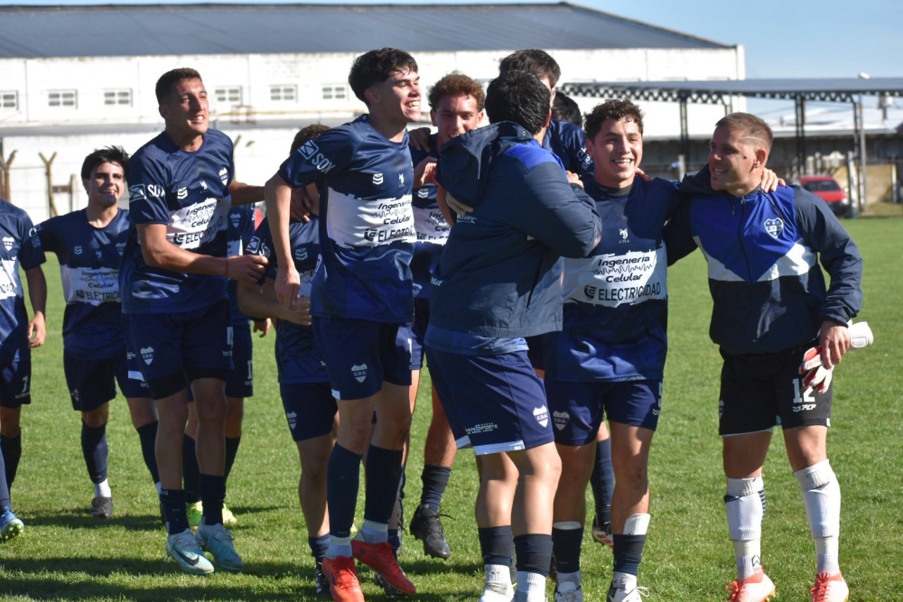 Liga Regional de Fútbol: Los líderes de Reserva siguen su marcha invicta