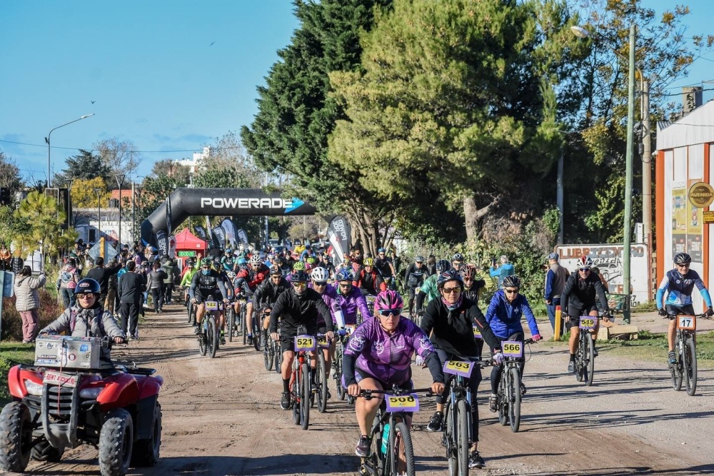 El distrito conto con cinco representantes en un Rural Bike desarrollado en Monte Hermoso