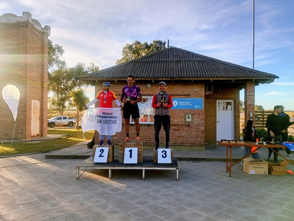 Representantes serranos lograron podios en la cuarta edición del Duatlón del Viento