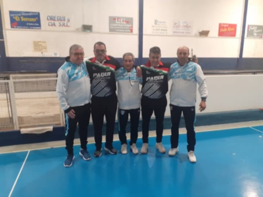 Sociedad Italiana es el subcampeón en segunda división del certamen de bochas por parejas