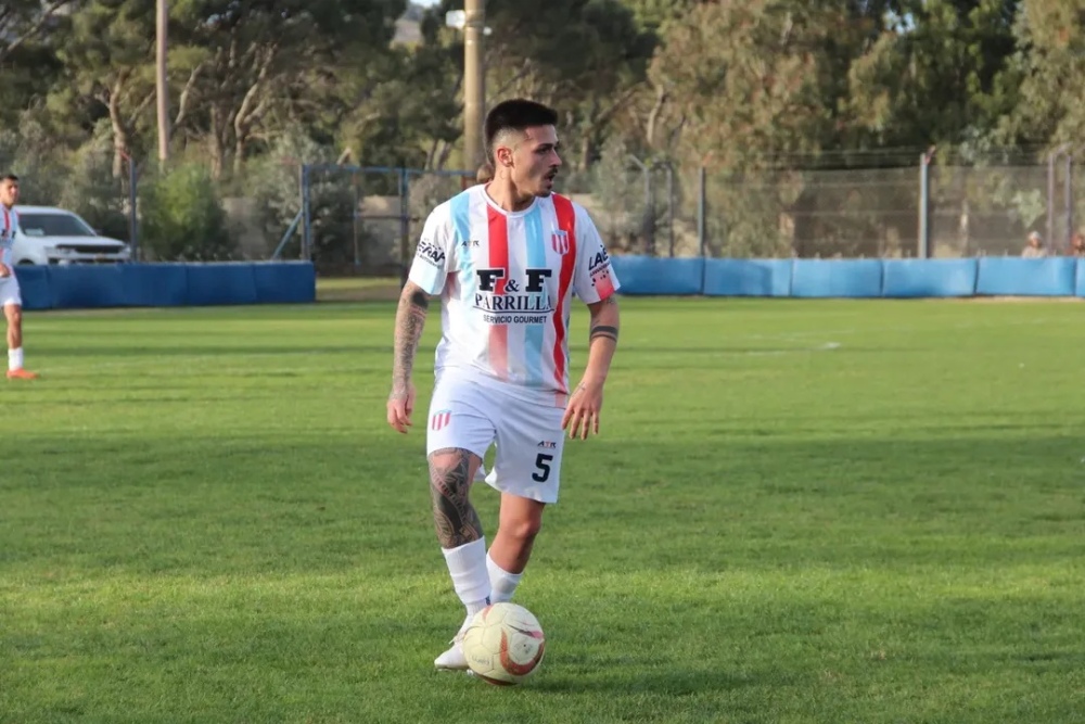 LRF: Diez equipos pelean por los seis lugares vacantes en Primera masculino