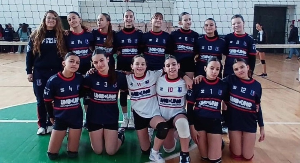 Gran jornada de las chicas de vóley del Automoto Club Deportivo