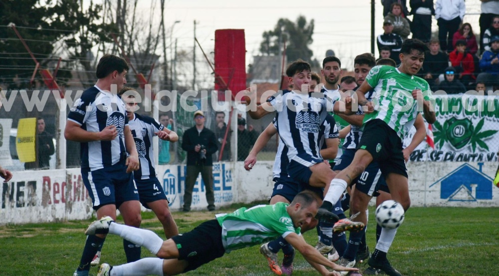 Liga Regional de Fútbol: Unión no pudo con Club Sarmiento y se despidió del torneo Apertura (Incluye fotos)