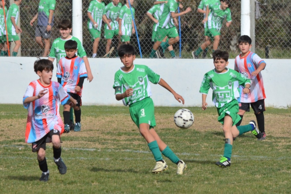 Liga Regional de Fútbol: En divisiones inferiores se recuperaron partidos y también hubo un adelanto