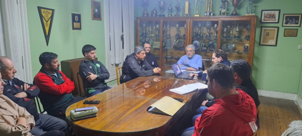 Liga Regional: Blanco y Negro denunció a la terna arbitral de Sub 15 femenino por demora en el inicio y malos tratos