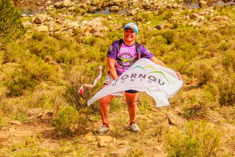 Ytaty Ramírez, atleta de Villa Ventana, ofrece los últimos números del bono contribución con fabulosos premios