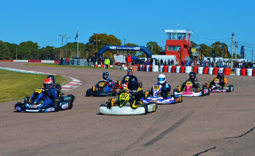Buen fin de semana para tres pilotos de Tornquist en la doble fecha del Kart 390cc 4T