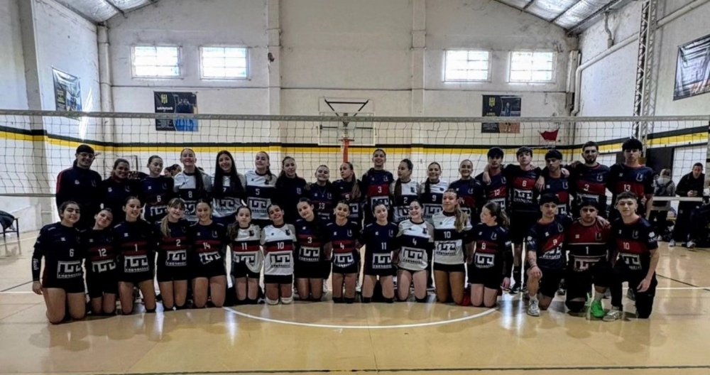 Con la vuelta del masculino, Automoto Voley debutó en el torneo Oficial