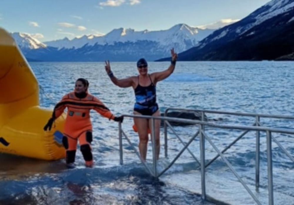 Adriana Berardi y otra tremenda experiencia en la Winter Swimming World Cup ”El Calafate 2025”