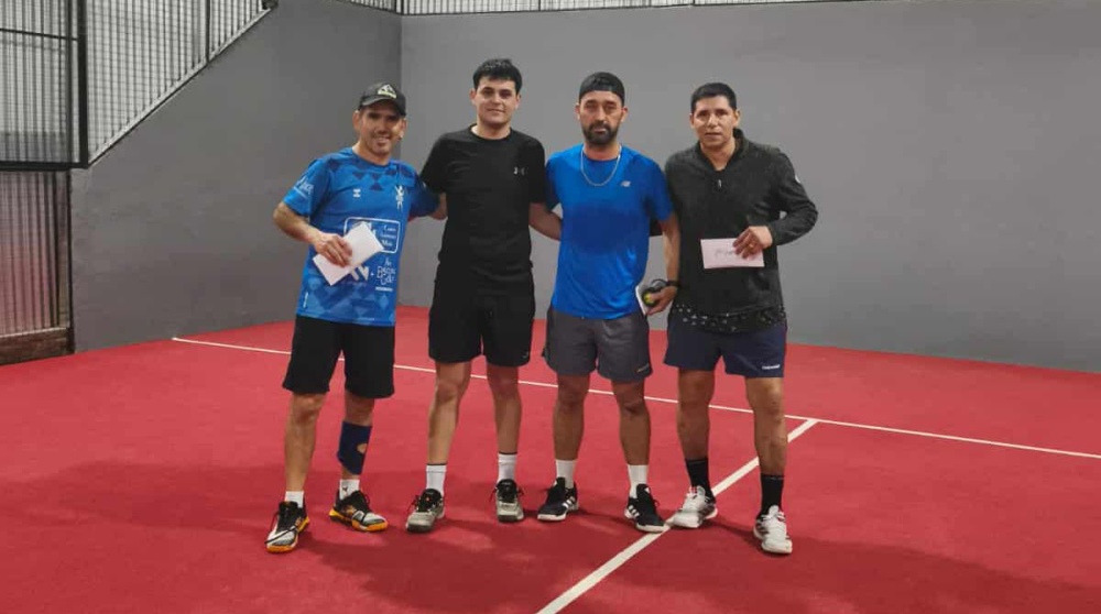 Alcaraz - Navarrete, la dupla ganadora del torneo de quinta libre realizado por Padel Red