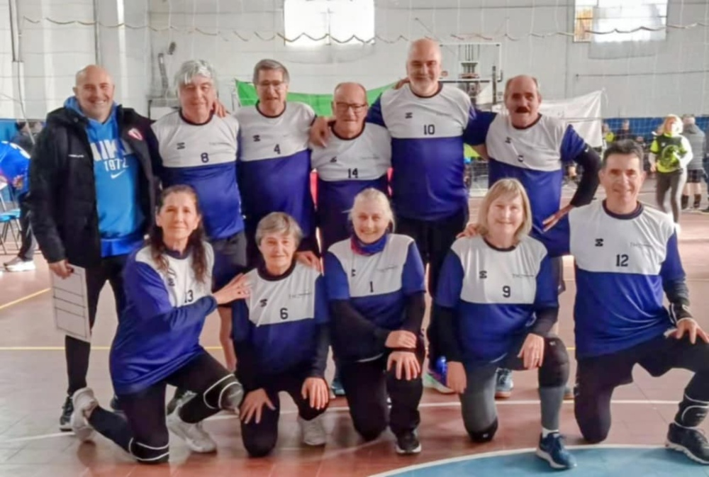 La seleccion distrital de newcom hizo podio en Tandil