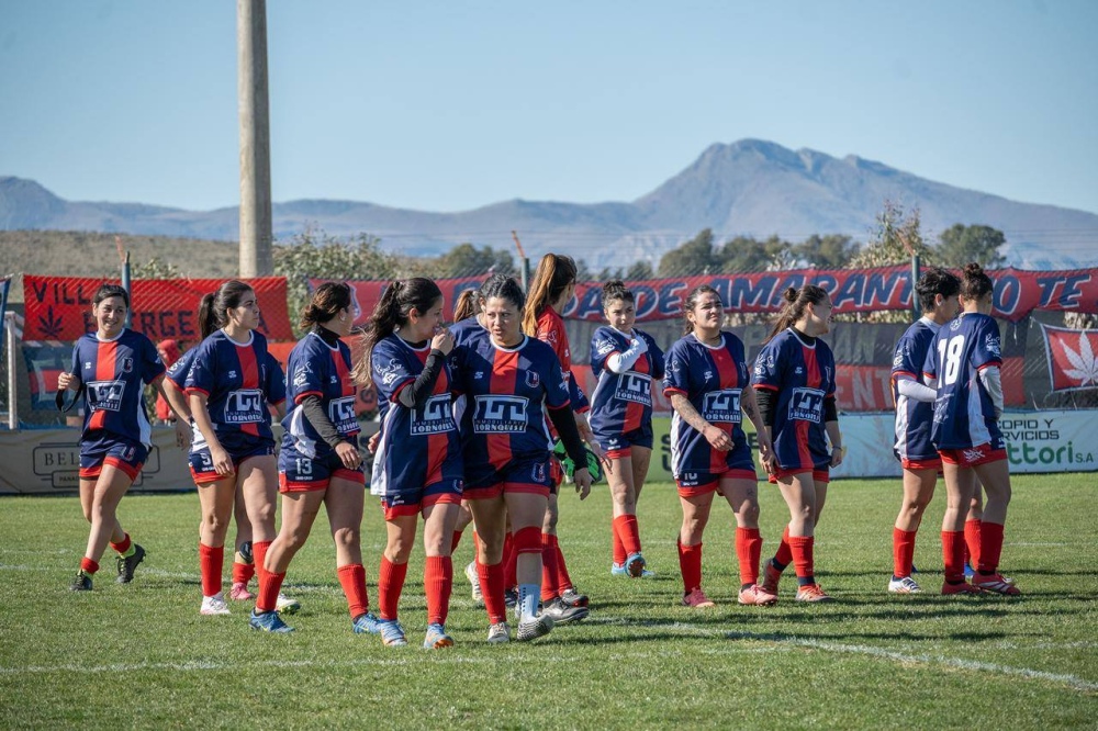Fútbol femenino: Club Sarmiento sigue siendo un líder ideal en la “A” y Automoto es el nuevo puntero en la “B”