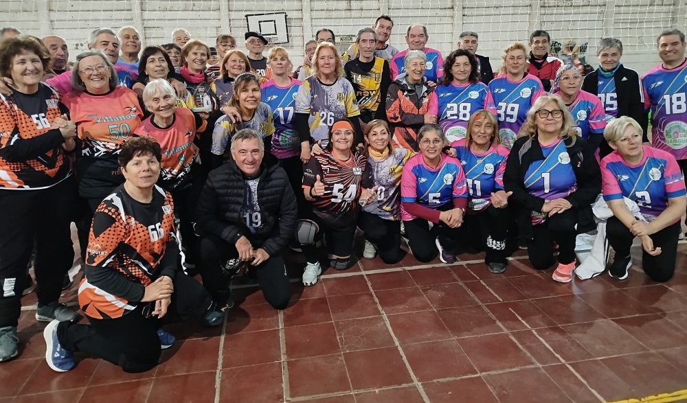 Exitoso torneo recreativo de newcom en Saldungaray (Incluye fotos)