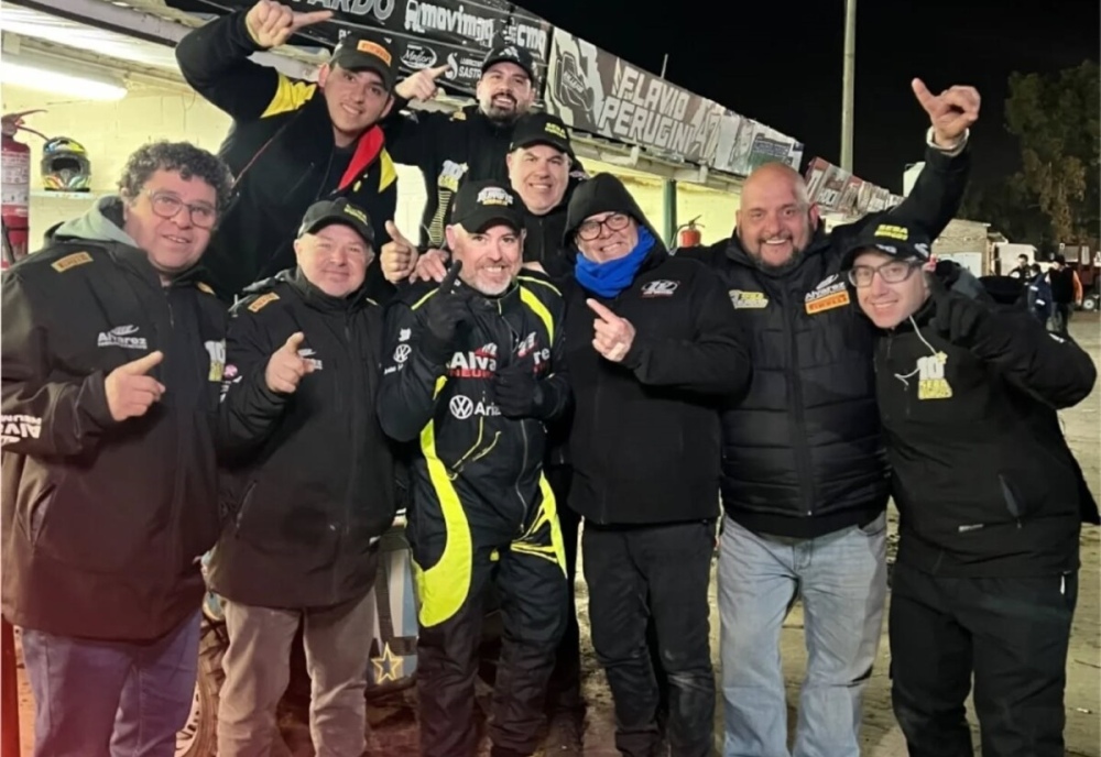 Midget: Sebastián Burgos ganó la última del Invernal y se consagró campeón