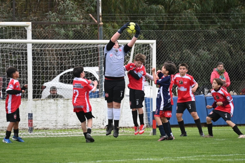 Liga Regional de Fútbol: En divisiones inferiores hubo escasa actividad