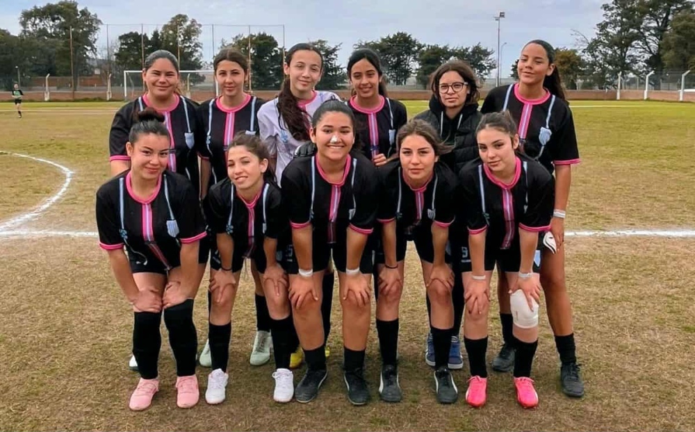 Sub 15: Las chicas de Porteño de Saldungaray golearon como visitantes a Unión Santamarina