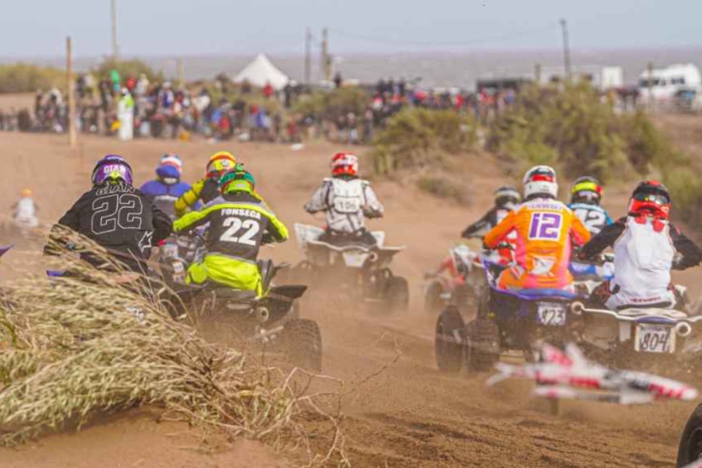 El Enduro de Monte Hermoso desafío al clima y conto con una gran labor de Gian Dupuy y Emiliano Saraiva