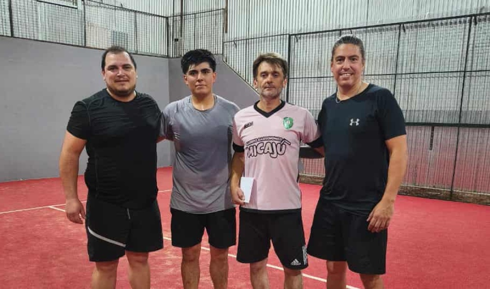 Santiago Cárdenas - Adrian Mayer, ganadores del torneo de sexta libre realizado en Padel Red