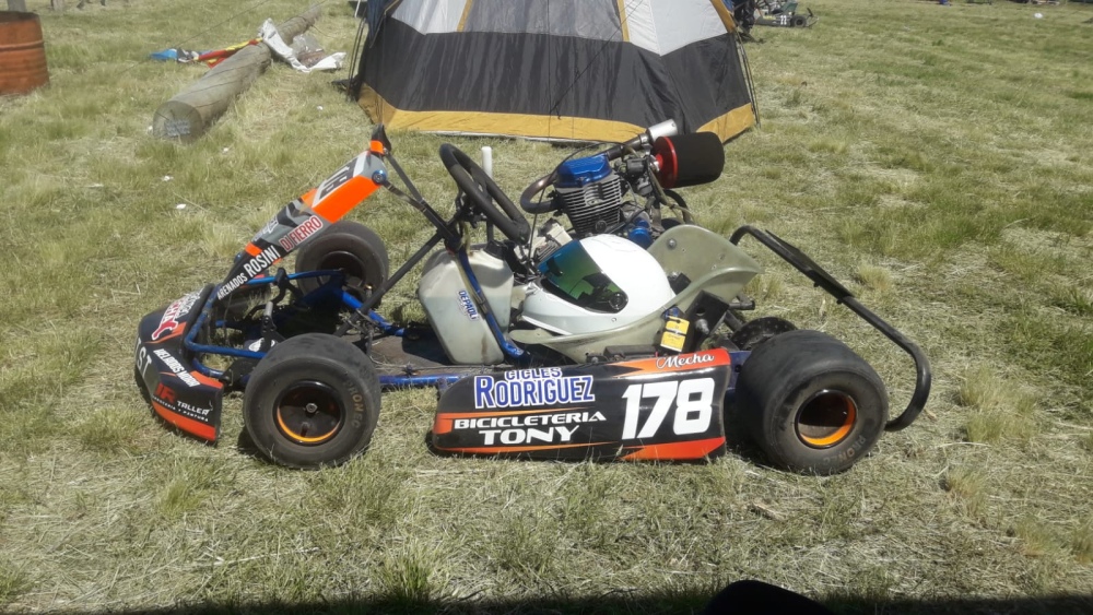 Diego “Mecha” Moriames compitió en el Superkart del Sudoeste en Dorrego