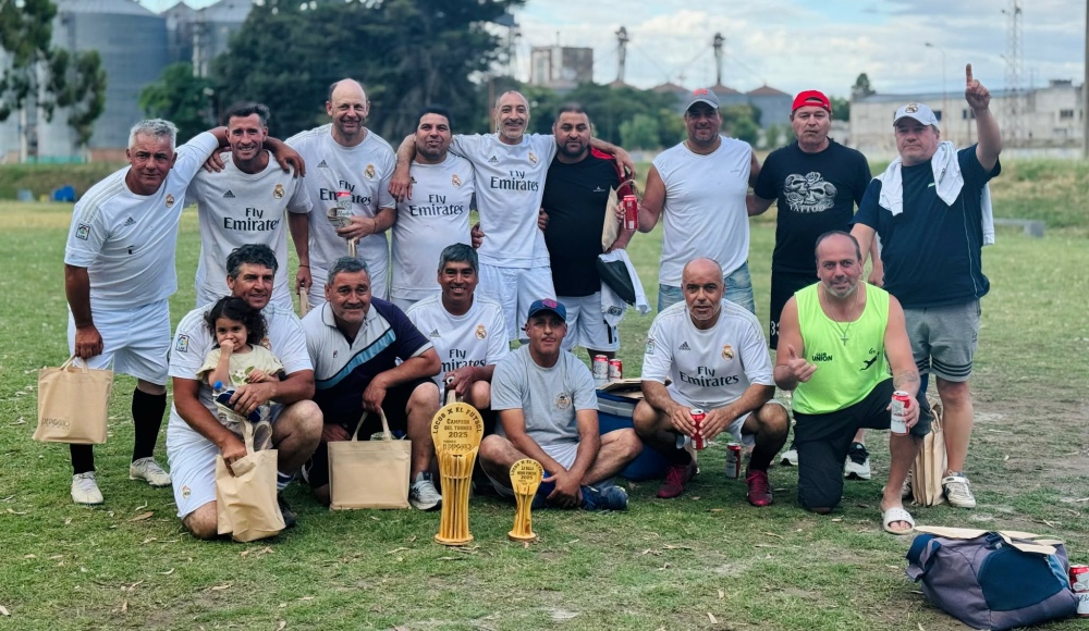 Excavaciones Paqui se consagró campeón del torneo “Locos por el Fútbol”