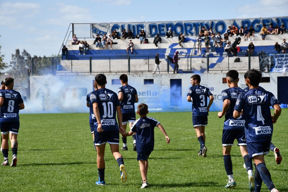 Liga Regional de Fútbol: A. Huanguelén - D. Argentino empezará a las 16 horas