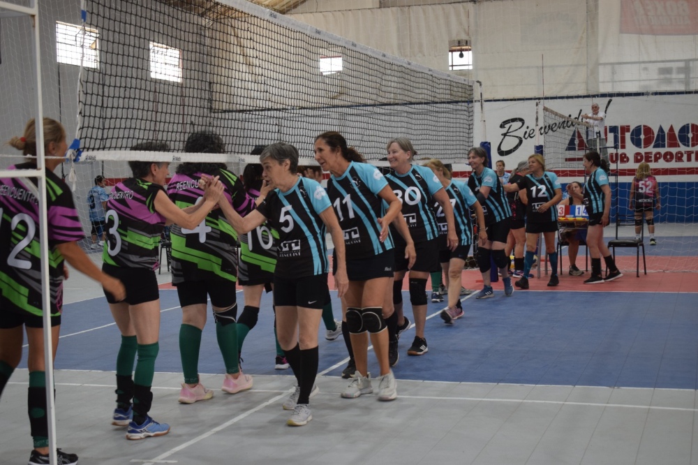 Se realizo en Tornquist un importante encuentro nacional de newcom femenino