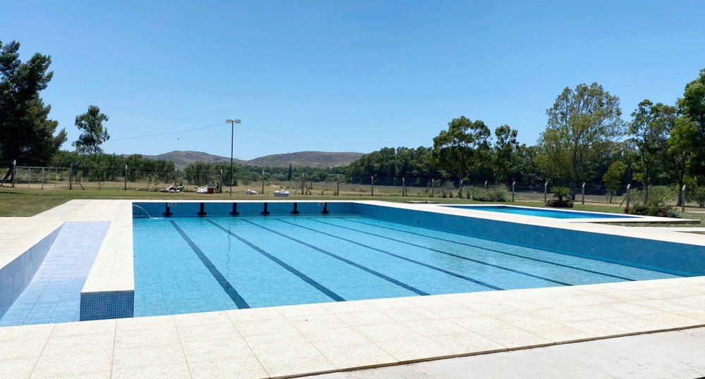 Ya se pueden disfrutar las piletas municipales de Saldungaray nuevamente a cargo del Club Porteño