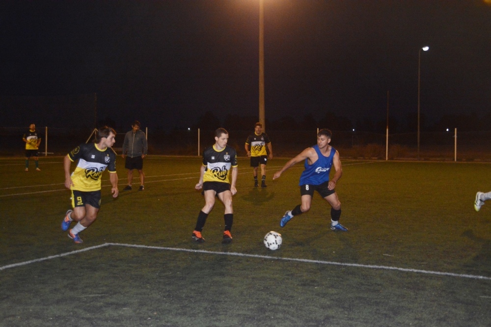 El Torneo de Fútbol 8 del Club Unión se define esta semana
