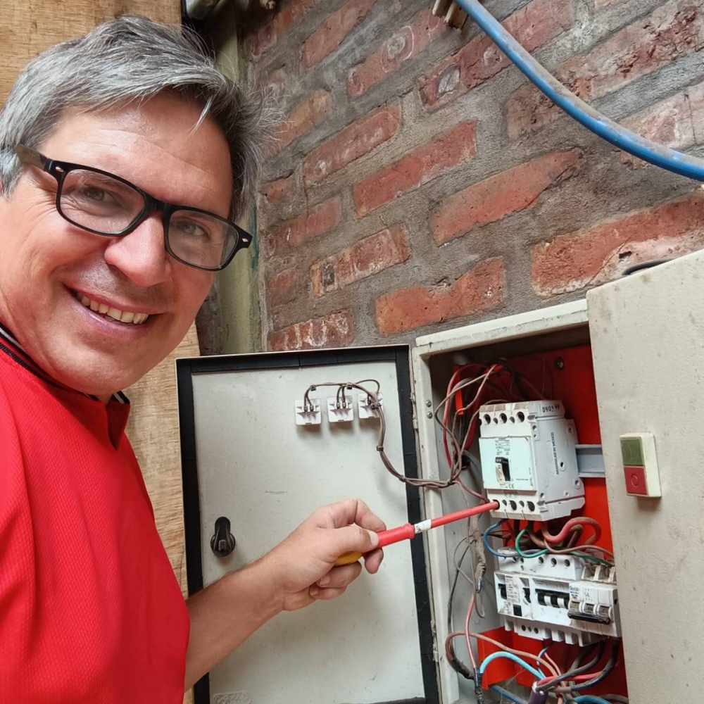 Exitosa jornada de puesta en valor de la sede del Club Andino de Villa Ventana