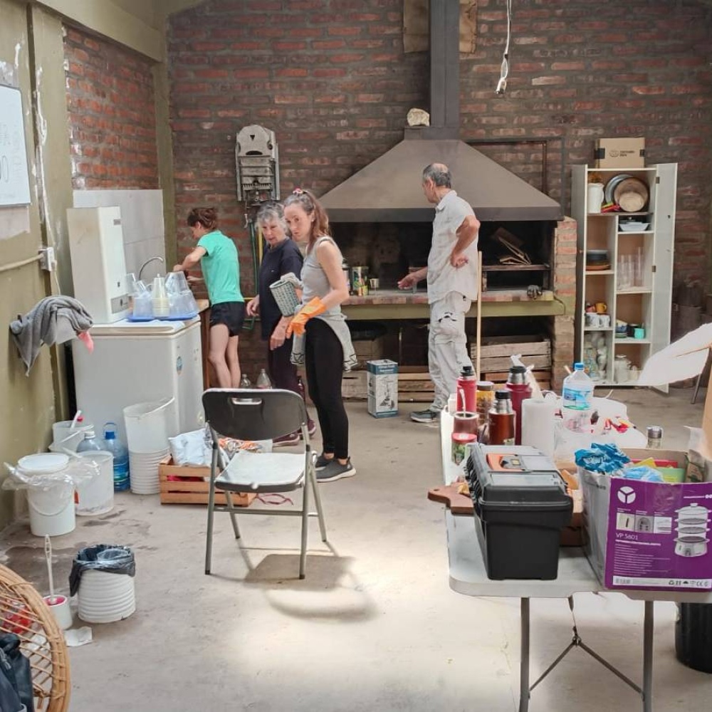 Exitosa jornada de puesta en valor de la sede del Club Andino de Villa Ventana