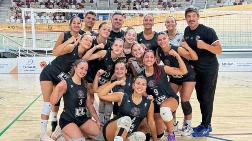 El equipo de Valentina Dorado y Josefina Candal debuto con victoria en la Liga Federal de Vóley