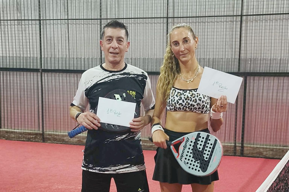 Alberto Hubichi - Micaela Miconi, ganadores de un torneo de octava categoría en Padel Red