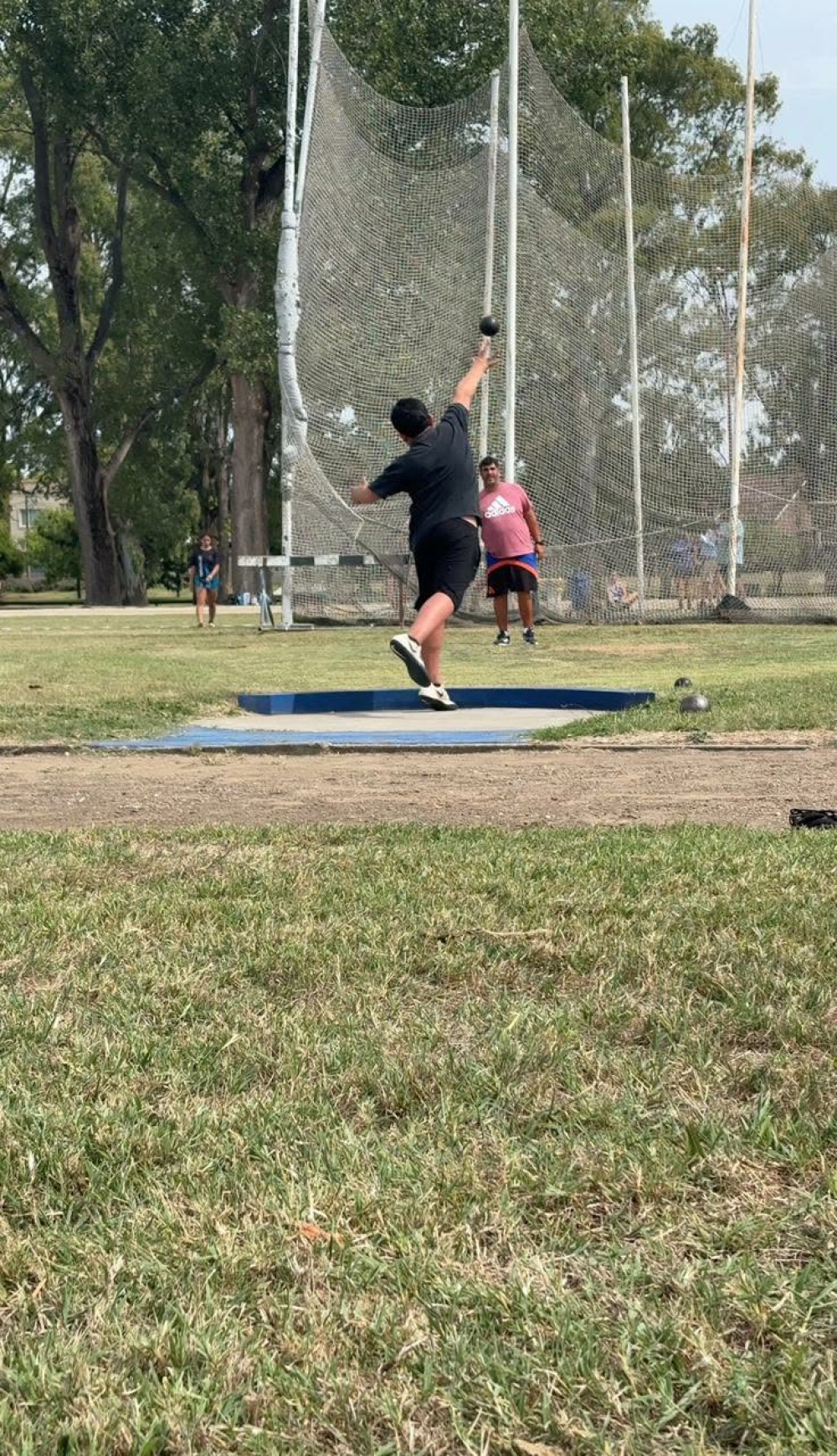 La Escuela Municipal de Atletismo dio inicio a su calendario competitivo anual