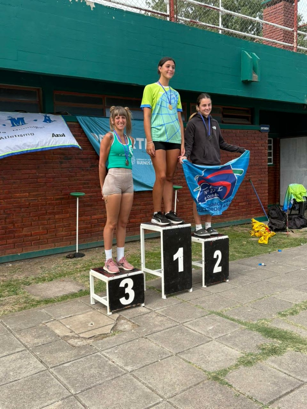 La Escuela Municipal de Atletismo dio inicio a su calendario competitivo anual