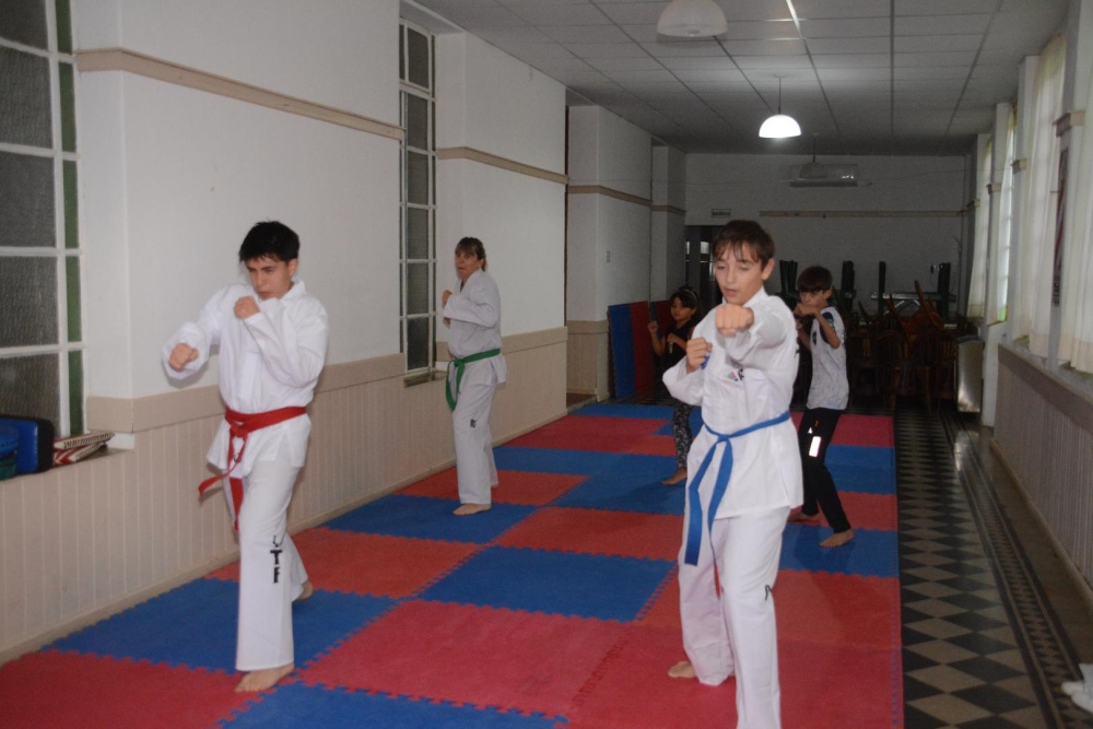 Comenzaron las clases de taekwondo en Tornquist