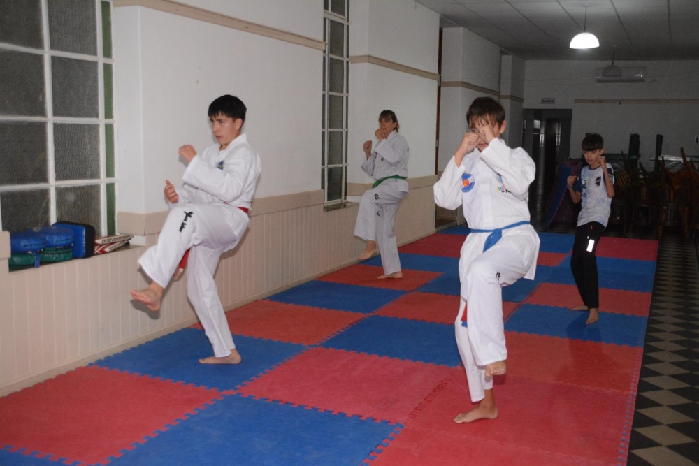 Comenzaron las clases de taekwondo en Tornquist