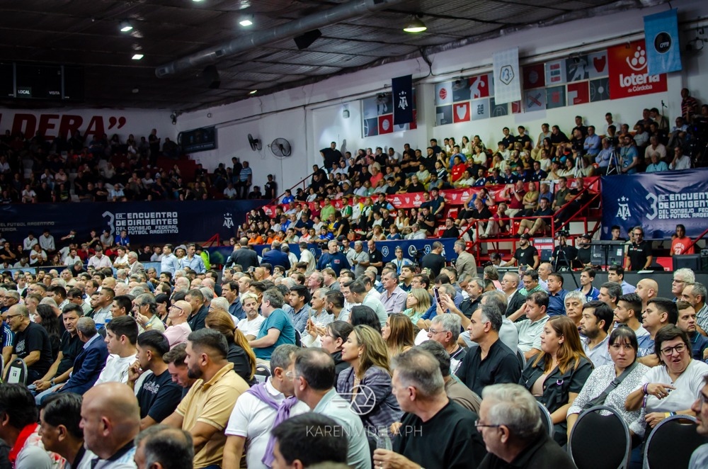 Ernesto Palenzona participó en Córdoba del Encuentro de Dirigentes del Consejo Federal