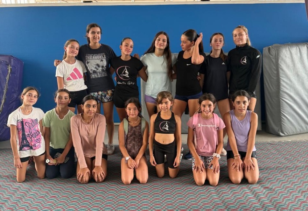 Comenzaron las clases de acrobacia en tela en Tornquist