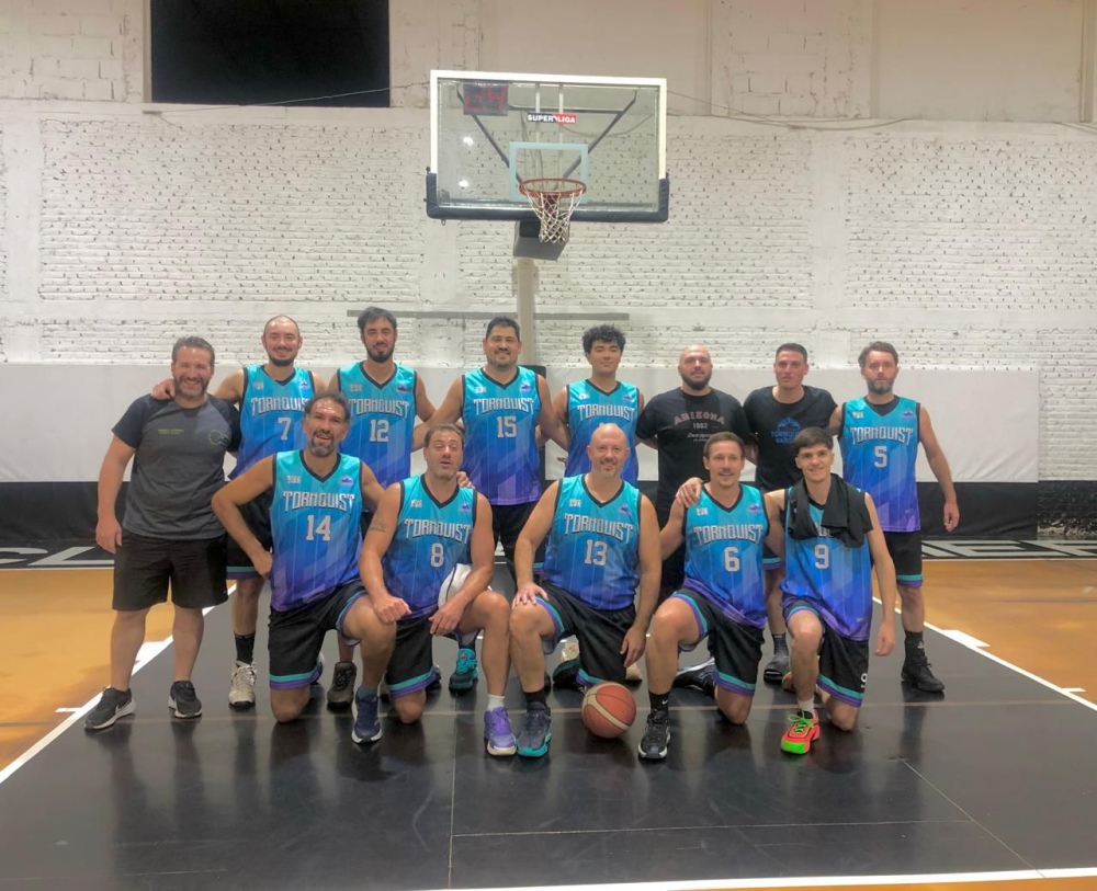 Tornquist Básquet logró un contundente triunfo en la Liga Amateur de Bahía Blanca