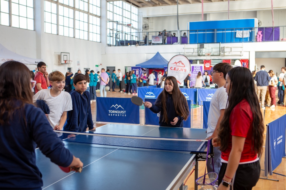 La Expo Deportiva y Cultural continúa recorriendo el distrito