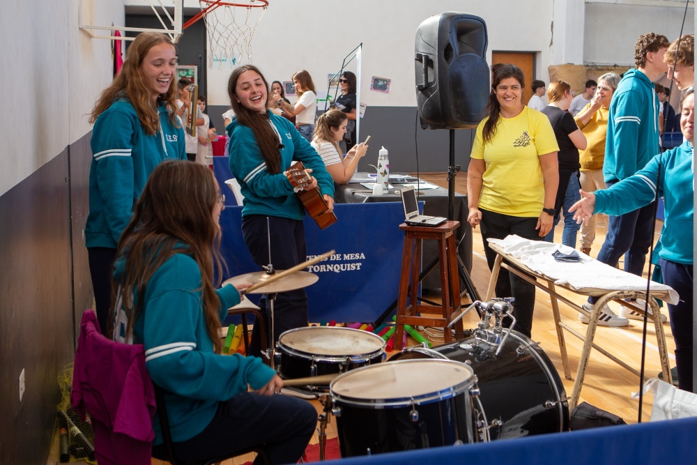 La Expo Deportiva y Cultural continúa recorriendo el distrito