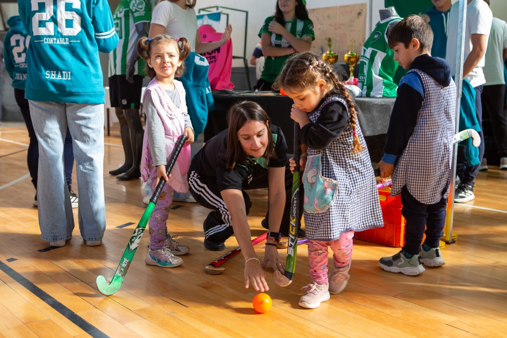La Expo Deportiva y Cultural continúa recorriendo el distrito