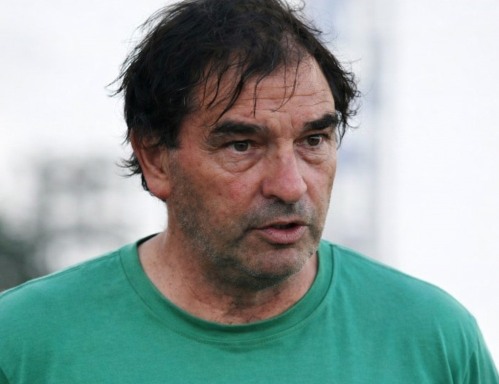 Liga Regional de Futbol: Ramón Benicelli renunció como DT de Atlético Huanguelén