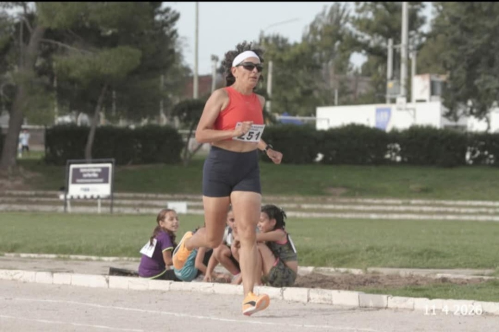 Destacada actuación de atleta serrana en Bahía Blanca