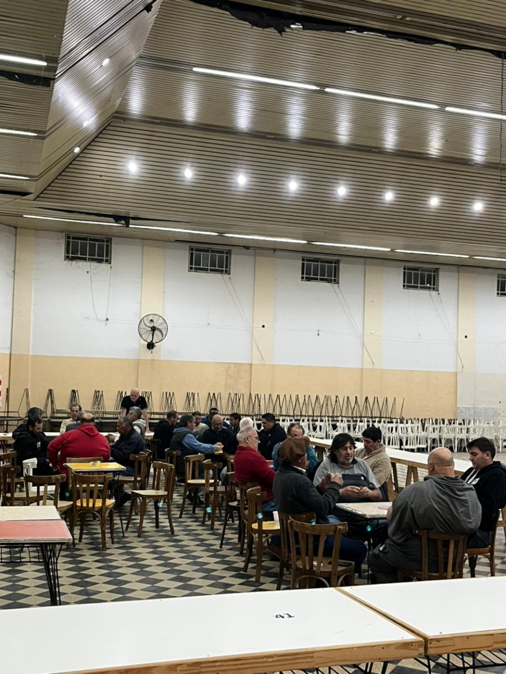El torneo de mus reunió 16 parejas y tuvo ganadores de la región