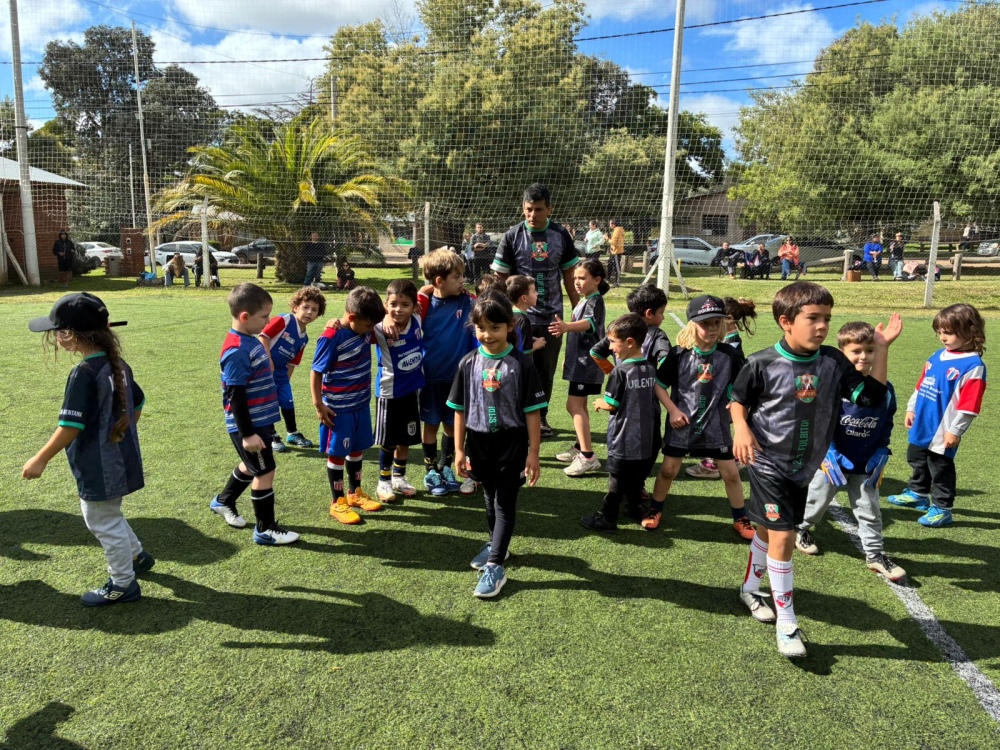 Primer encuentro de escuelitas en Villa Ventana con gran participación