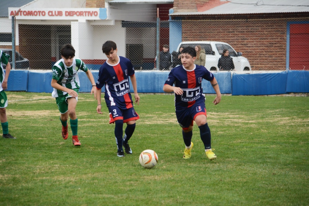LRF: Tres equipos siguen con puntaje perfecto en el campeonato de divisiones inferiore