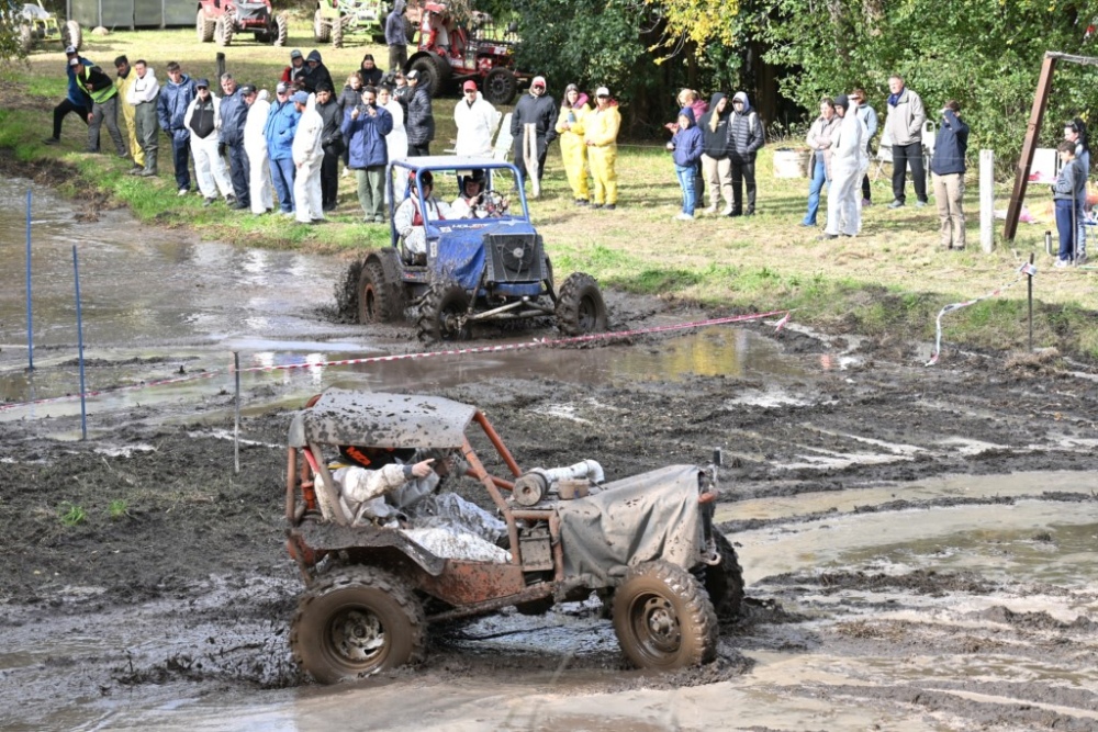 Paso Don Adile fue escenario de una nueva travesía todo terreno con 22 participantes (72 fotos)